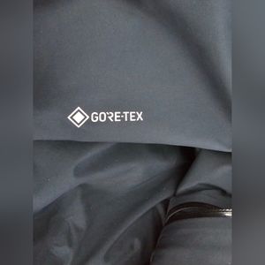 Arc’teryx Rush IS Ski Jacket sz medium